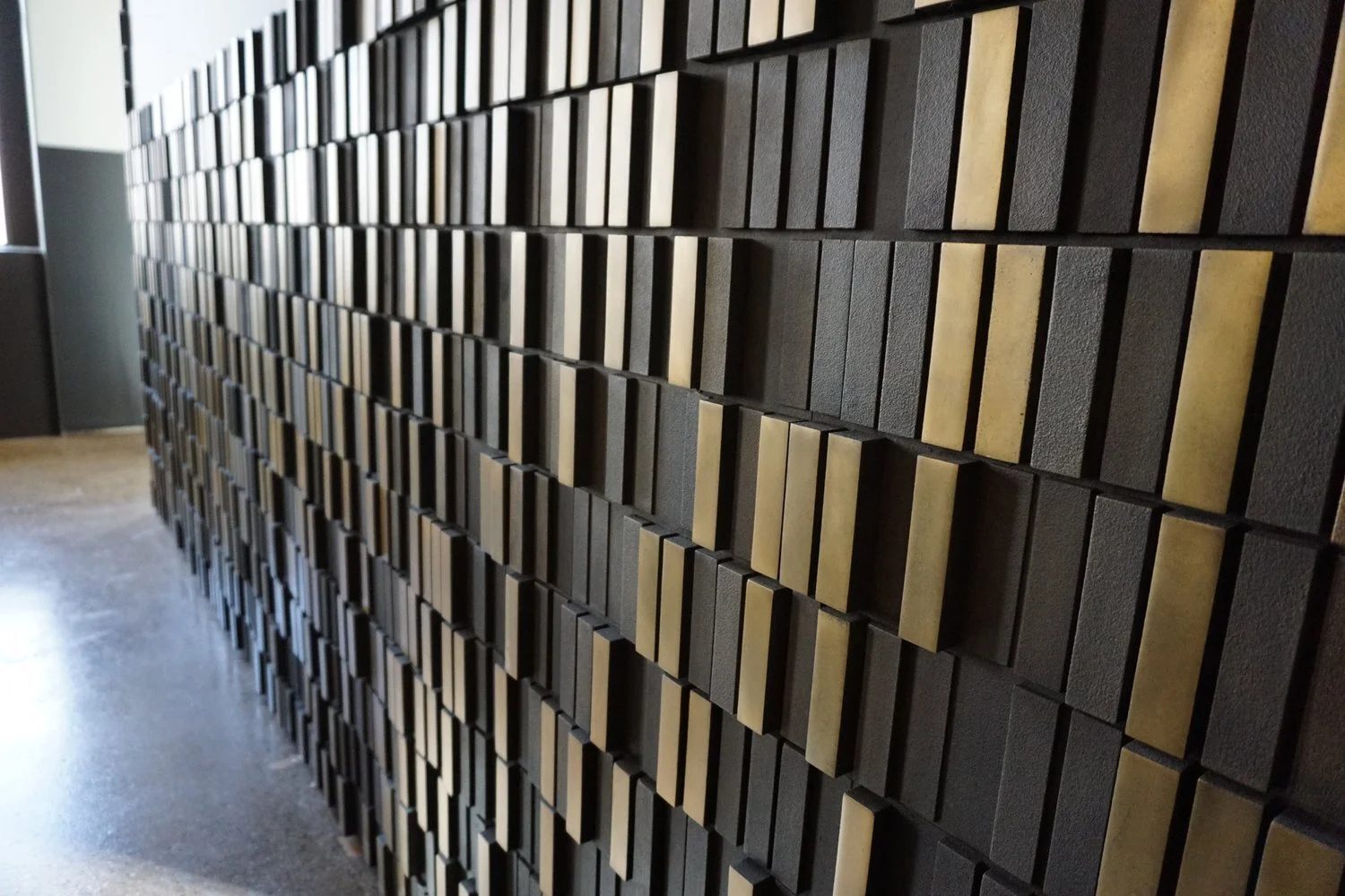 Parametric cast aluminum feature wall detail